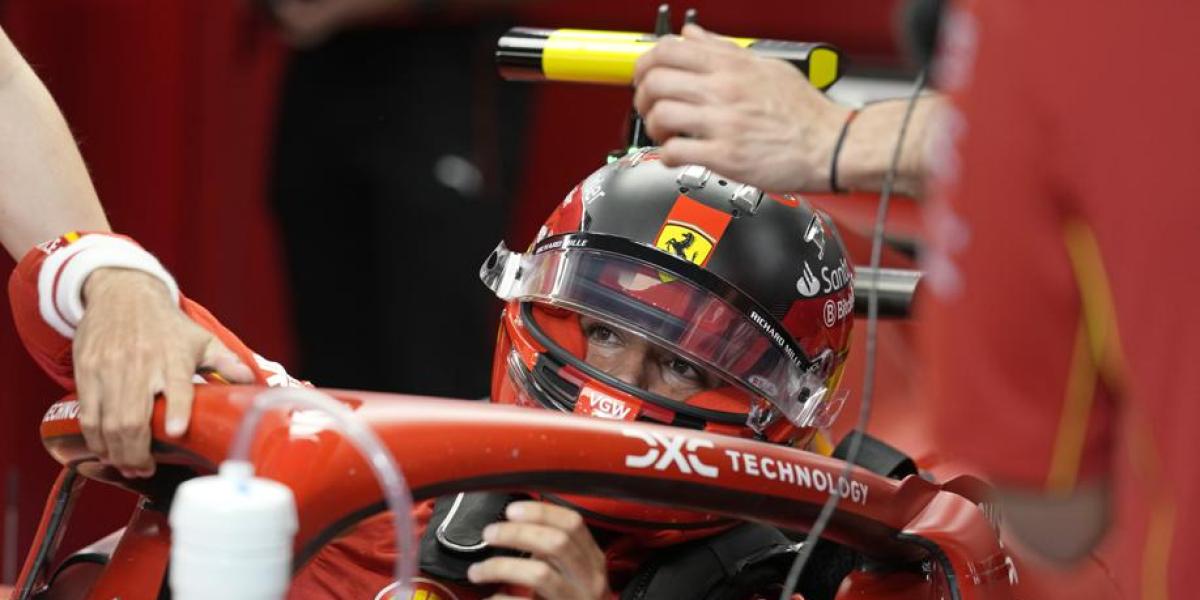 Sainz explica su complicado arranque en Jeddah: Muy duro y muy difícil