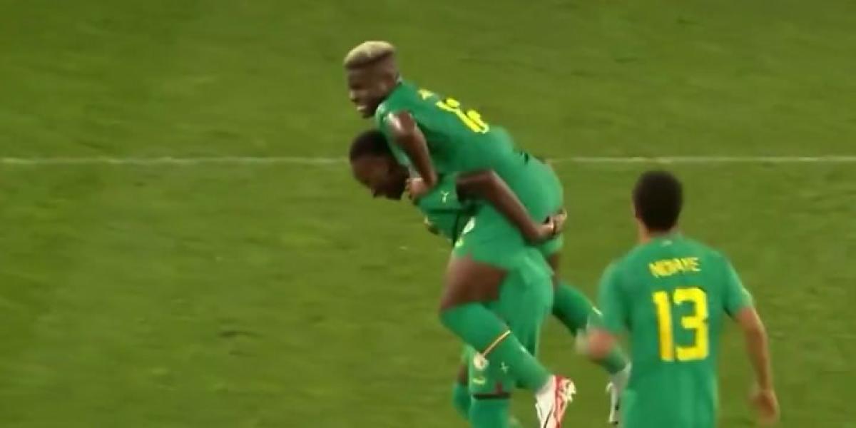 El trallazo de Mika Faye en su debut con Senegal que ya es el gol del día