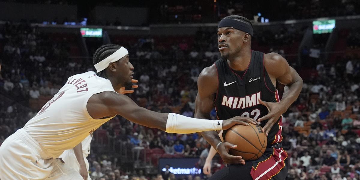 Los Heat activan ya el modo playoffs con una paliza de escándalo a los Cavaliers