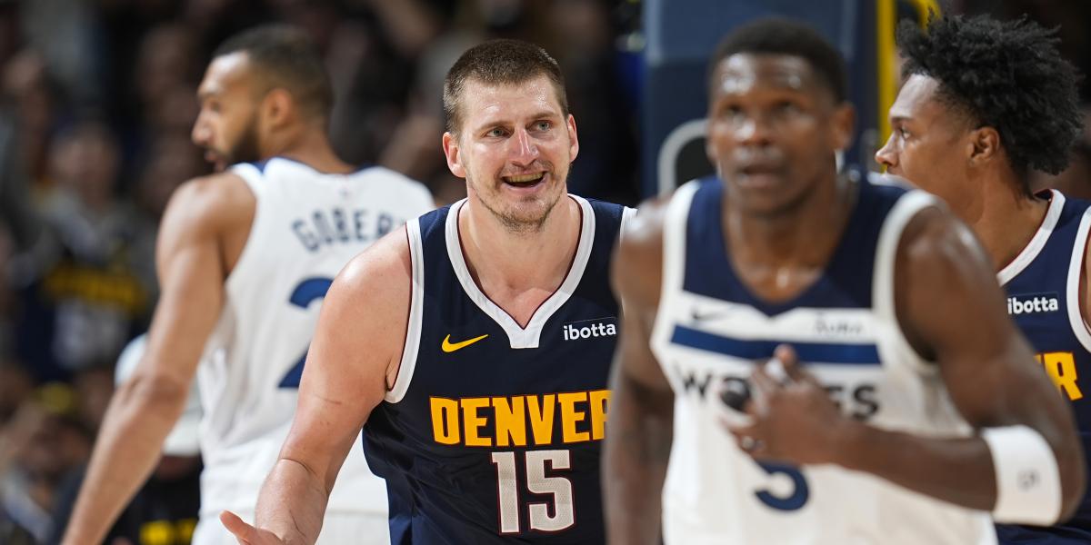 Exhibición de MVP de Jokic para que sus Nuggets se pongan primeros en el Oeste