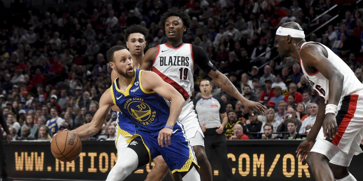 Los Warriors no fallan y fuerzan el triple empate en la octava posición del Oeste