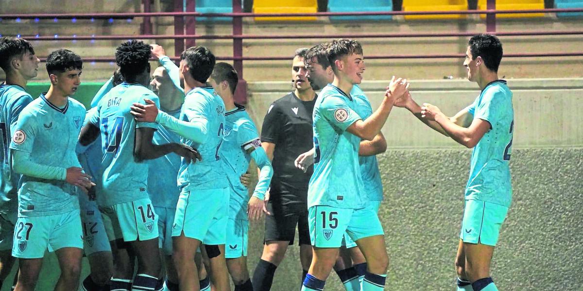 Otro central del Athletic entra en boxes