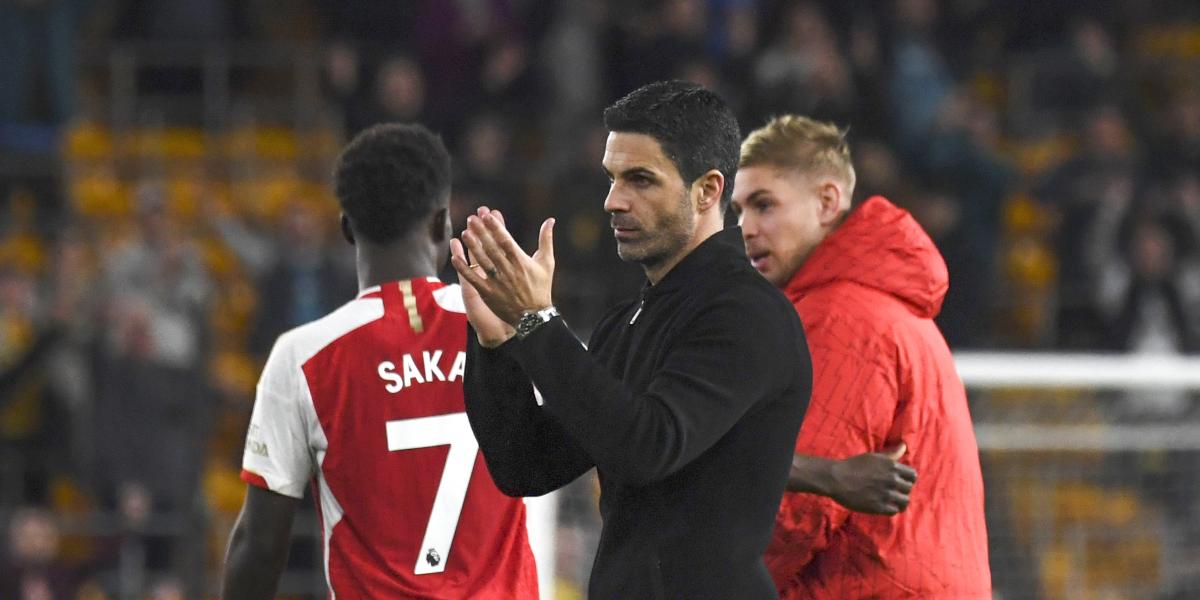 El Arsenal defiende el liderato ante el Chelsea en una Premier sin tregua