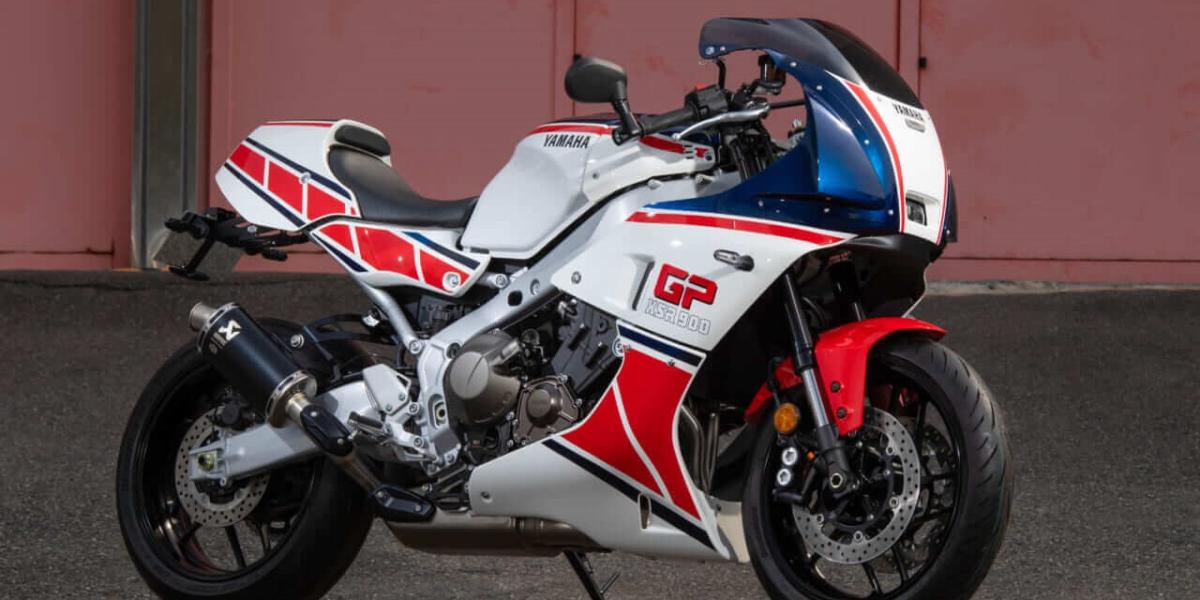 Sueña con los 80, un kit para convertir la Yamaha XSR900 GP en una deportiva aún más ochentera y sexy, otro más