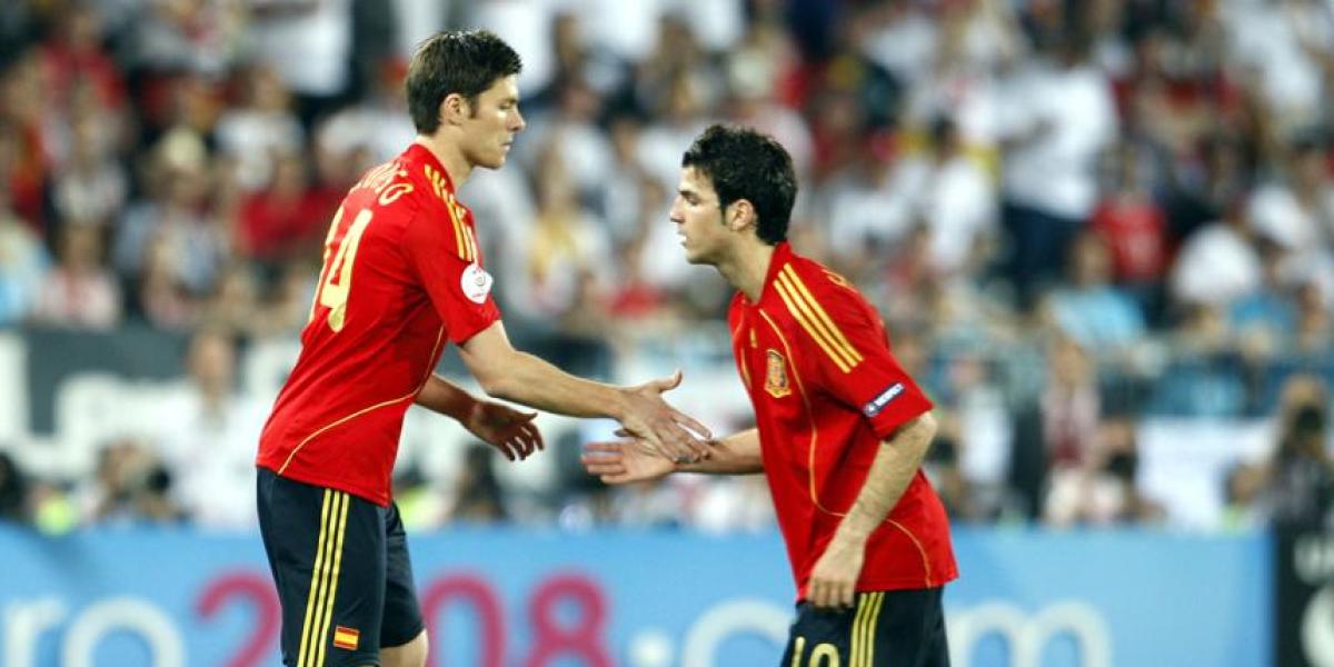 Cesc Fàbregas elogia a Xabi Alonso: “Era un jugador inteligente, humilde y trabajador