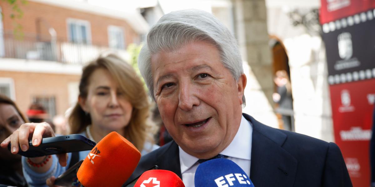 Cerezo cree que Morata seguirá en el Atlético y que lo de Joao y el Barça sigue igual