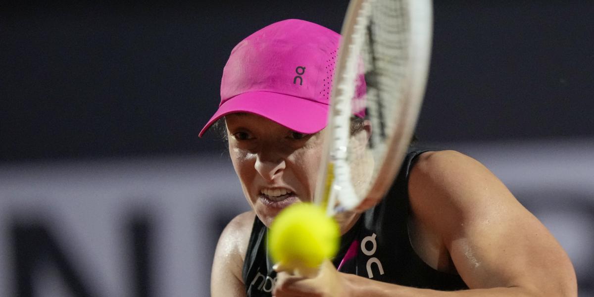Iga Swiatek debuta con paso firme en Roma