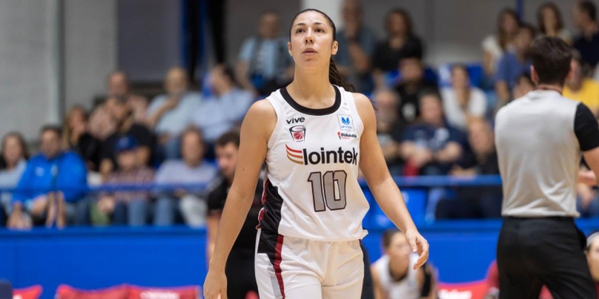 La base catalana Laia Flores ficha por el Casademont Zaragoza