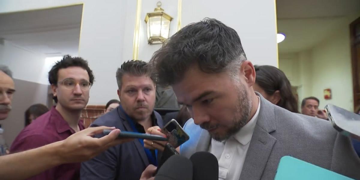 Preguntan a Rufián sobre la criticada foto de Abascal con Netanyahu y su respuesta no tiene desperdicio