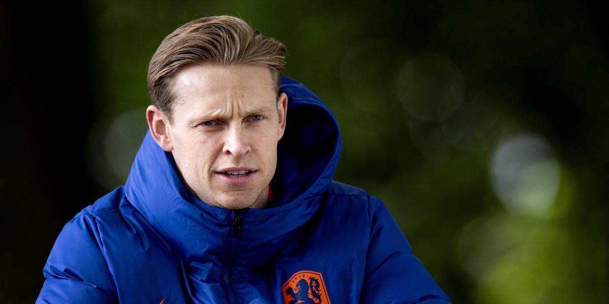 El via crucis que no cesa para Frenkie de Jong: nunca se perdió tantos partidos