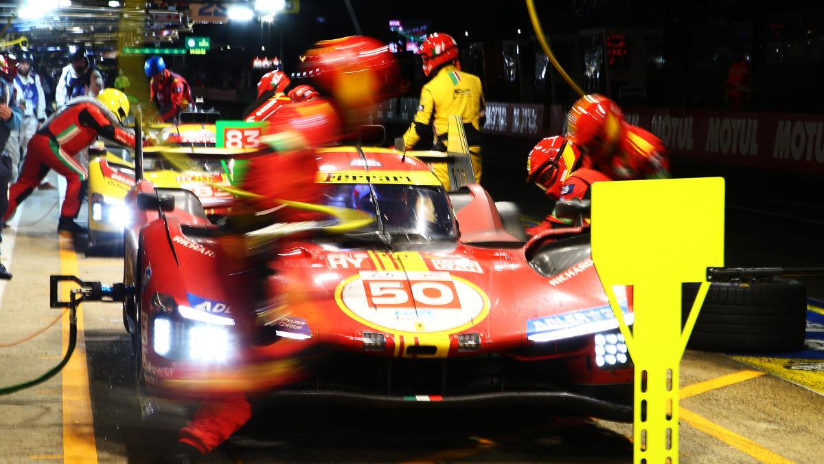 Los jefazos de Ferrari no solo presionan a los pilotos de F1: Una vez entras ahí, ya sabes que esa exigencia va a estar, aunque no te lo digan. Nuestro caso más claro fue en 2023