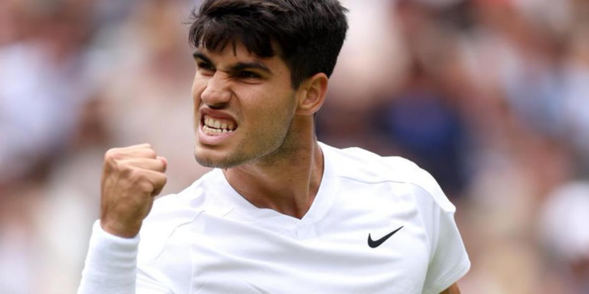 Contundente aviso de Alcaraz en su triunfal debut como campeón en Wimbledon