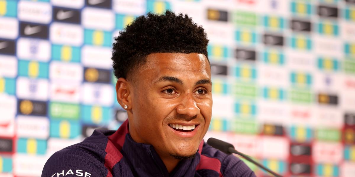 Watkins: Hemos de evitar que la pelota le llegue a Rodri