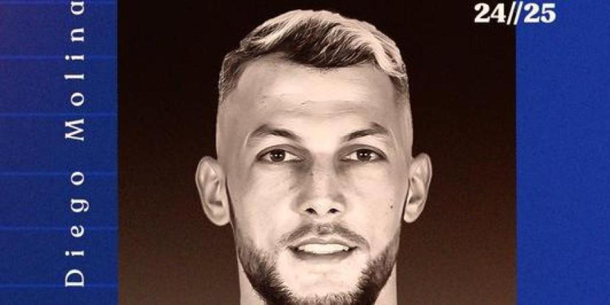 Stoichkov anuncia su fichaje por el Alavés