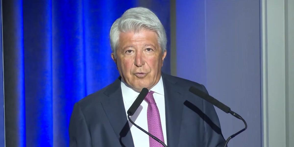 Cerezo a Le Normand: Es un orgullo que a partir de ahora defiendas los colores rojiblancos