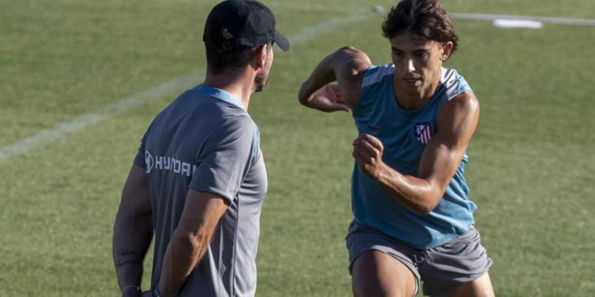 Simeone agradece a Joao Félix su actitud en esta pretemporada