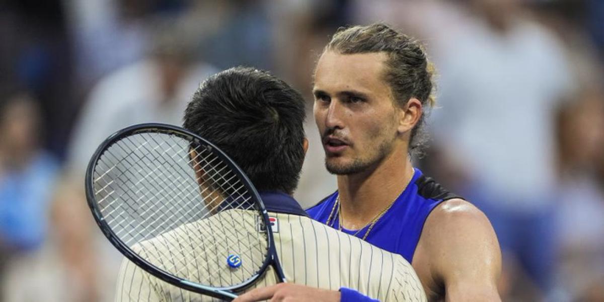 Zverev impone su poderío al saque y se cita con Fritz en cuartos