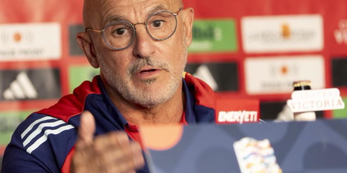 De la Fuente envió un comentario al Barça sobre Lamine Yamal