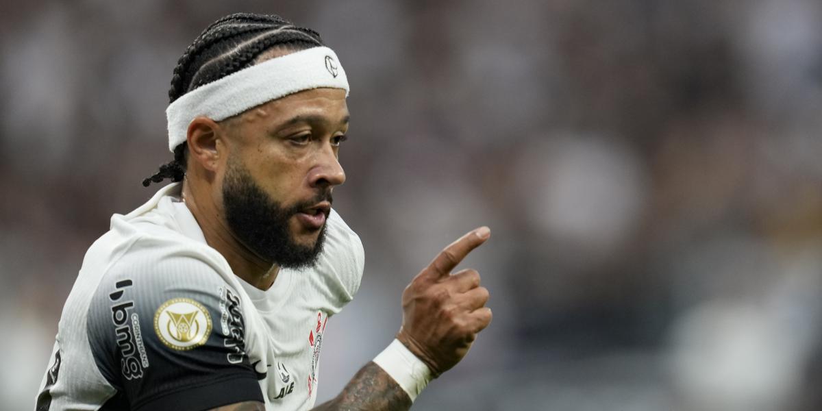Memphis Depay se estrena en el Corinthians brasileño con una victoria decisiva
