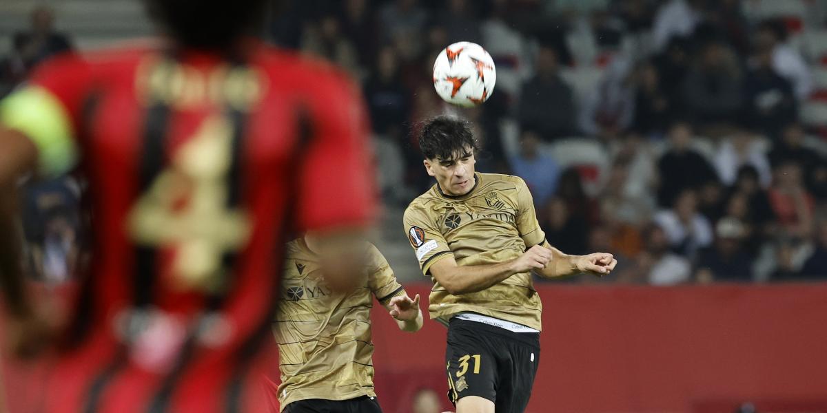 Jon Martín vuelve a demostrar que es un fuera de serie, invade el espacio aéreo rumano y manda a España a semifinales