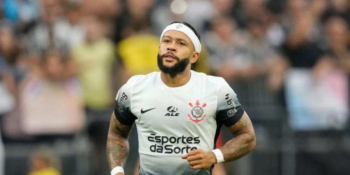 Brasil se harta de Memphis Depay