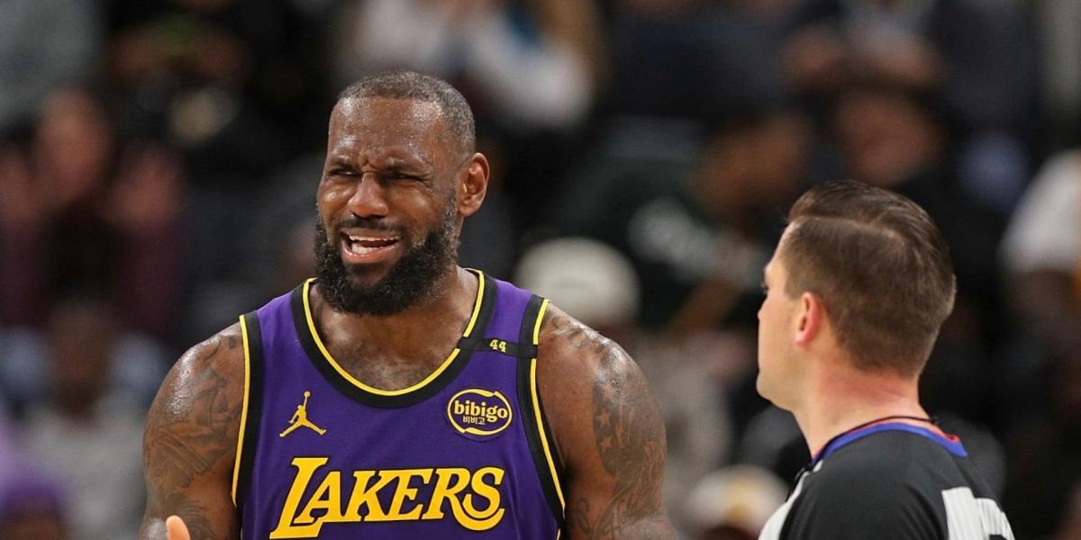 Los Lakers, de mal en peor: enfado monumental de Redick… y lesión de Davis