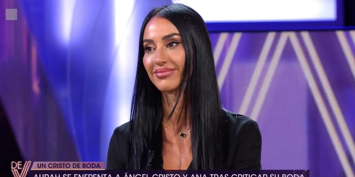 Aurah Ruiz hunde la boda de Ángel Cristo Jr. y Ana Herminia: Fue como en un comedor, por no decir cárcel