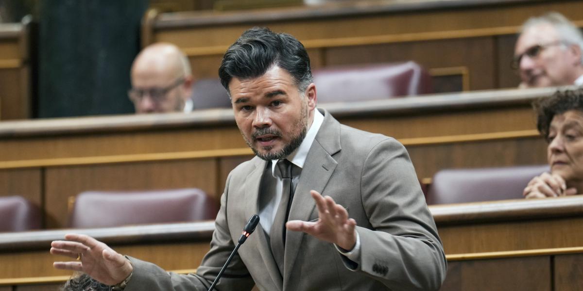 Las redes, sin piedad contra Gabriel Rufián por lo que pasó justo antes de las campanadas: Solo puedo decir...