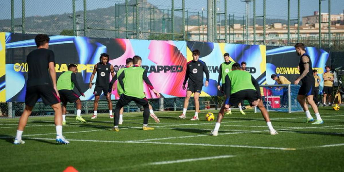 Dos nombres propios en la última sesión del Barça antes de recibir al Atlético