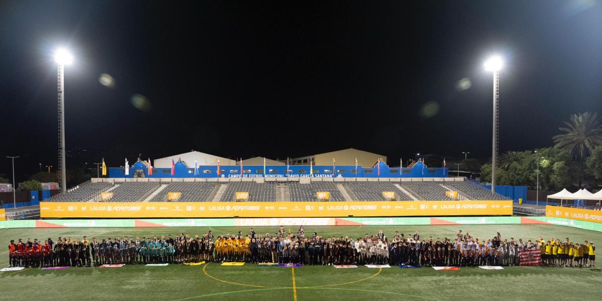 LaLiga FC Futures: Un cuento de navidad con sorpresa arbitral