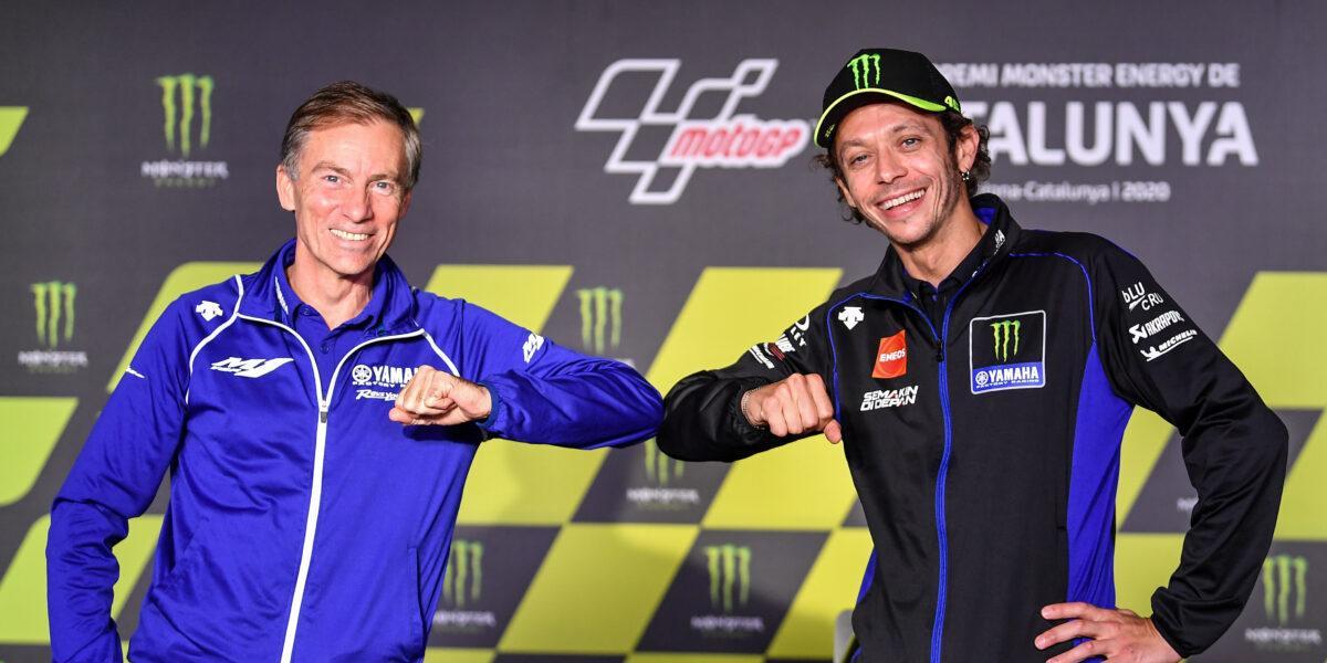 Yamaha recuerda las insólitas negociaciones con Valentino Rossi: Nos escondíamos debajo de la mesa