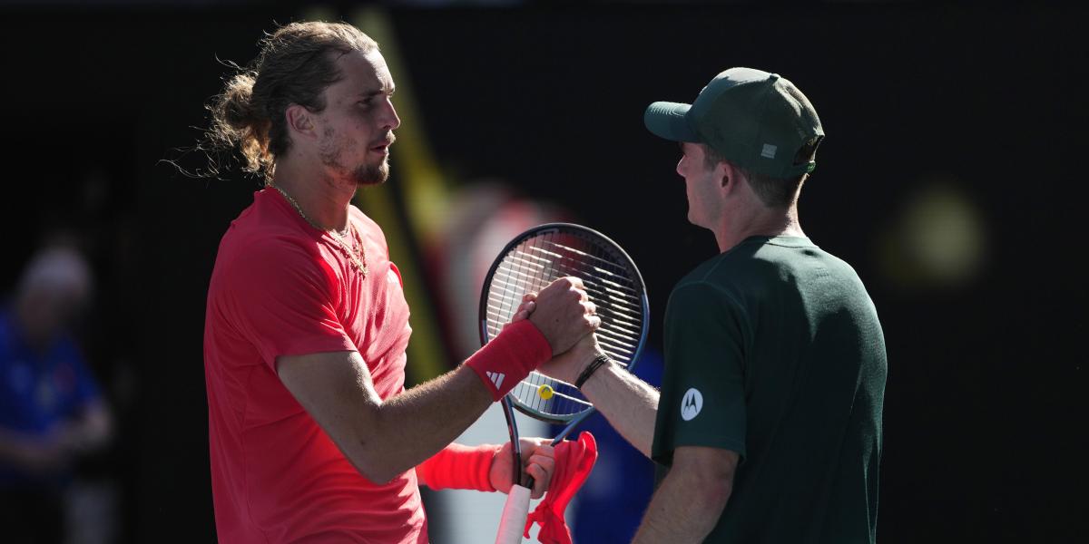 Alcaraz o Djokovic ya tendrían rival en semifinales tras el sufrimiento de Zverev en el Open de Australia
