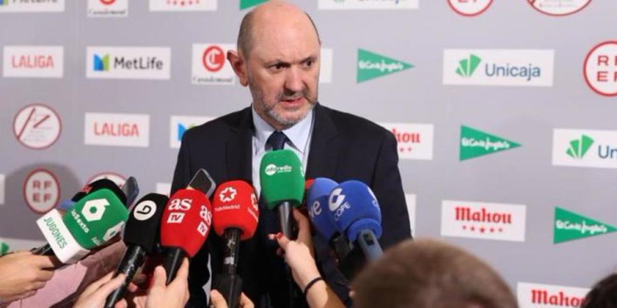 El Real Madrid, invitado a la reunión para hablar del sistema arbitral