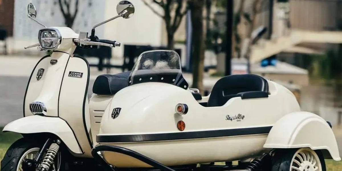 ¿Es un sidecar Lambretta de los 60? No, es británico y actual, y es de Royal Alloy