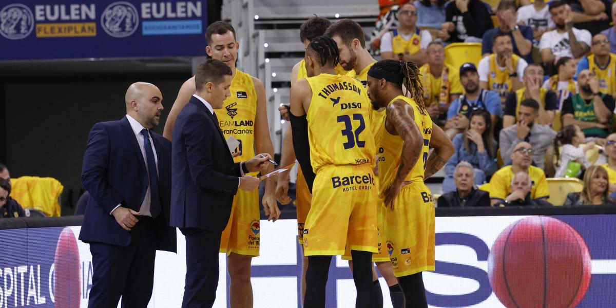 El Gran Canaria afronta la primera batalla por el título en Samokov