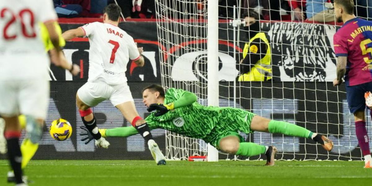 Szczesny sigue invicto en todas las competiciones