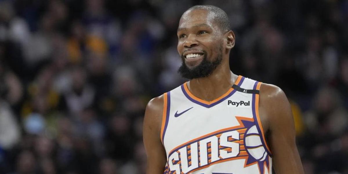 Kevin Durant se confiesa sobre su último baile: “El Barça sería un buen lugar”