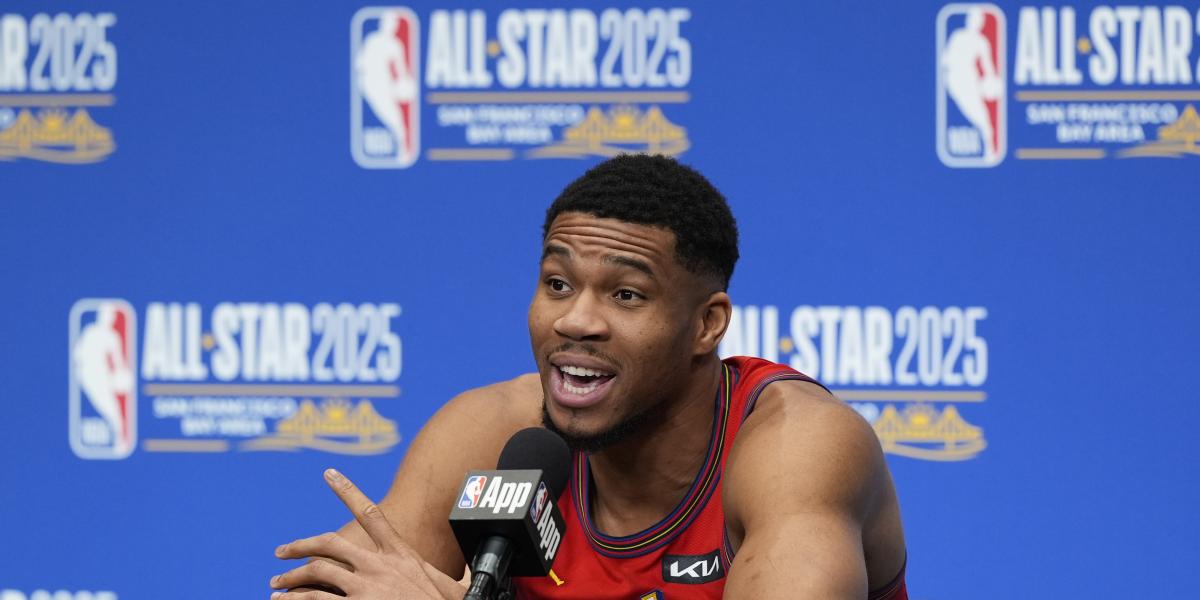 Antetokounmpo aclara lo de participar en el concurso de mates: ¡fue una broma de sus hijos!