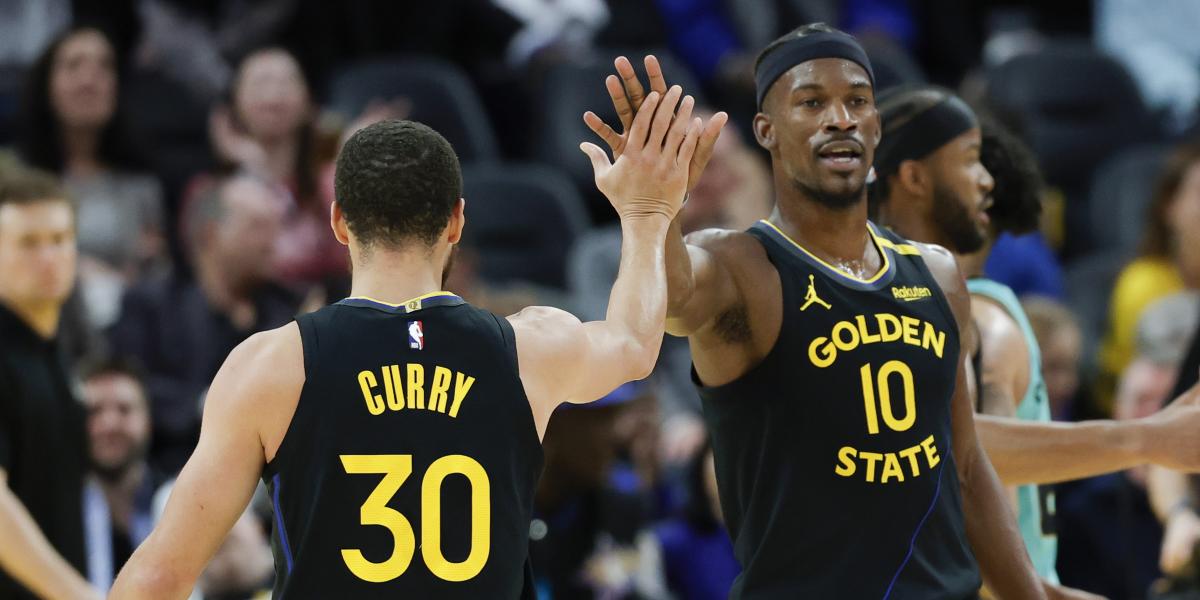 Los Warriors siguen a lo suyo