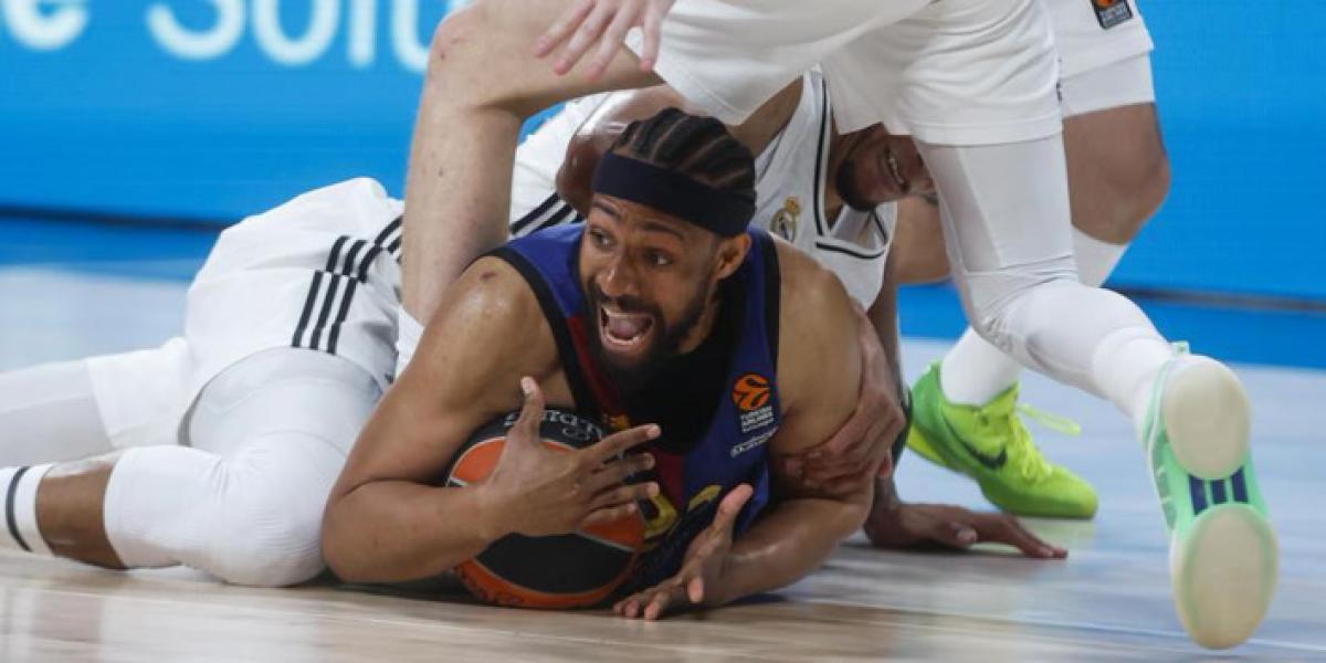 El Barça acaba presentando una queja formal por el arbitraje ante el Real Madrid