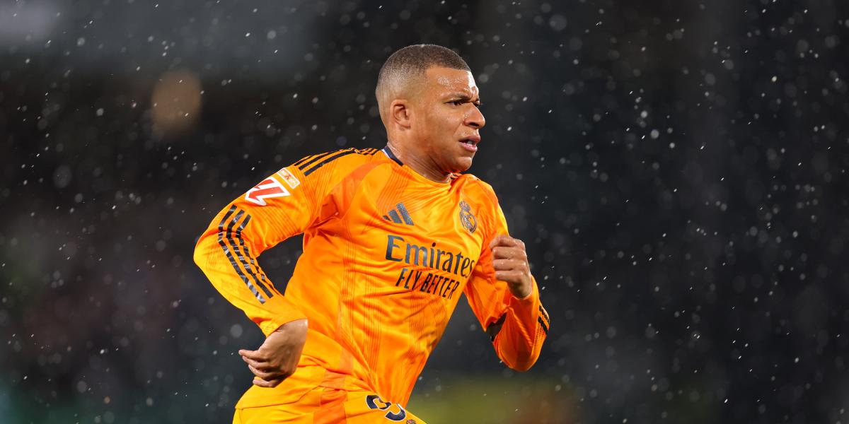 Mbappé vuelve a la casilla de salida