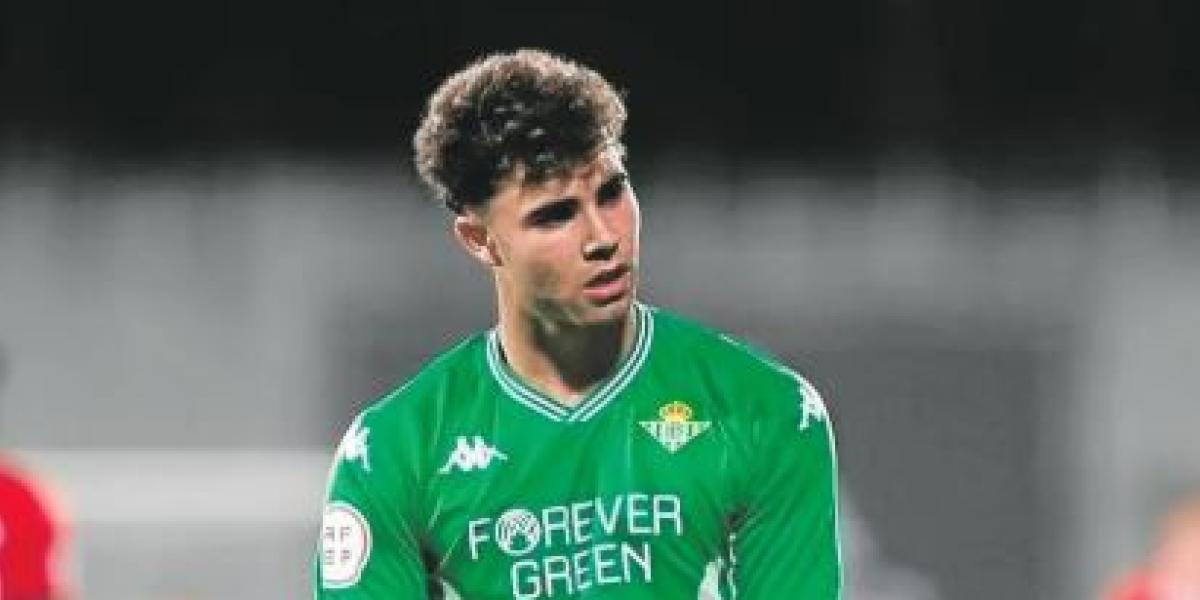 Un jugador del Betis puede ser perico en junio