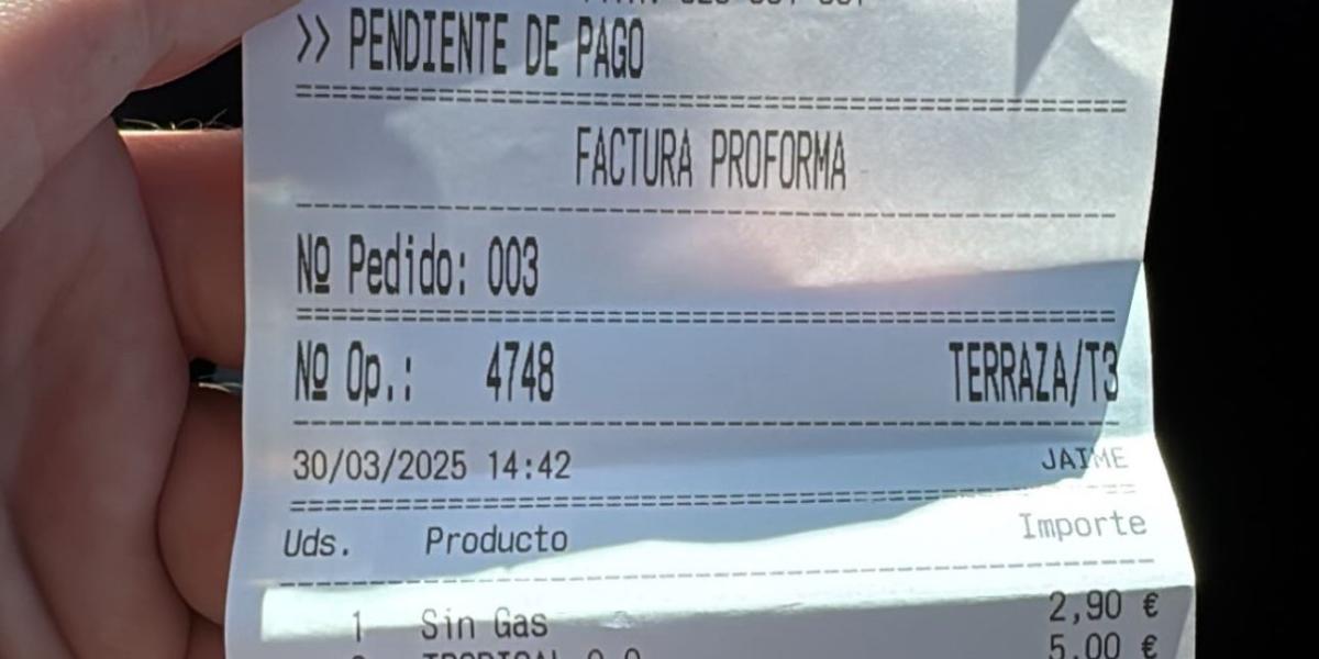 Un cliente pide una tapa en un restaurante y no da crédito a lo que encuentra en el ticket: Lo veo, lo pago y no vuelvo