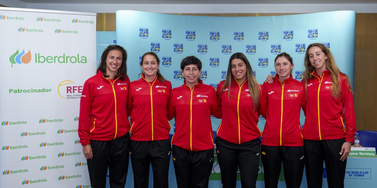 Jessica Bouzas y Sara Sorribes asumen el liderazgo de España en la BJKC