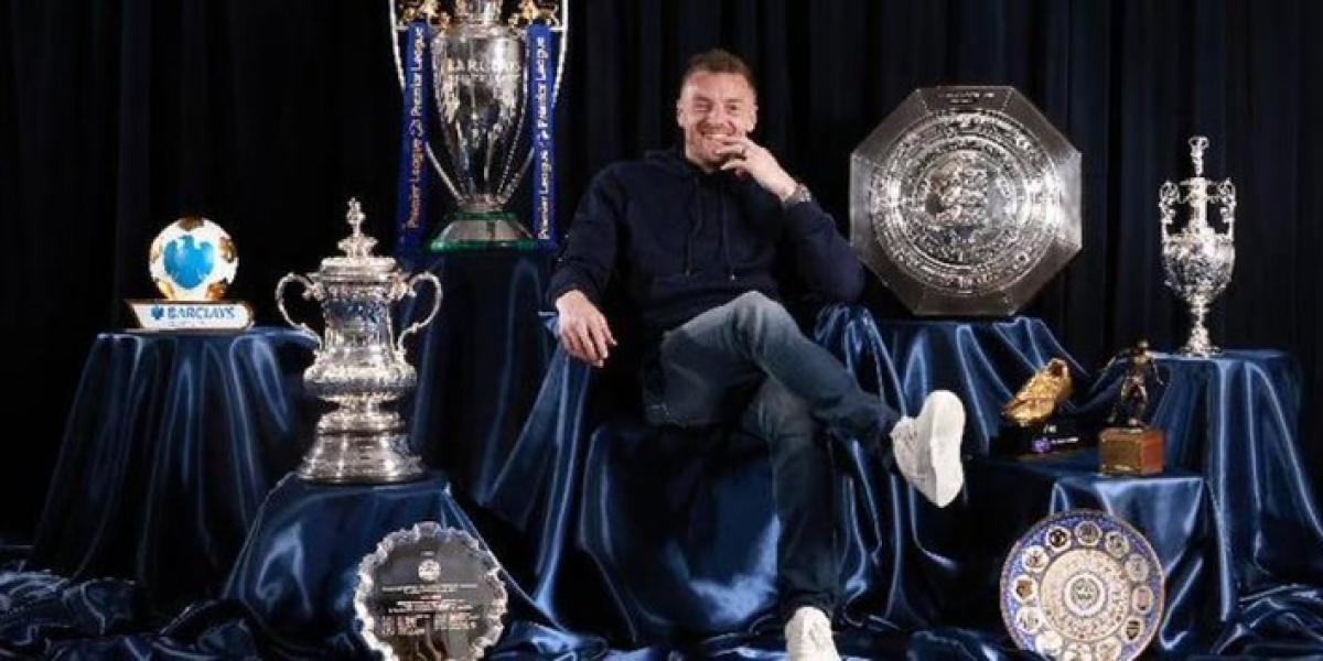 ¡Se marcha la última leyenda del Leicester!