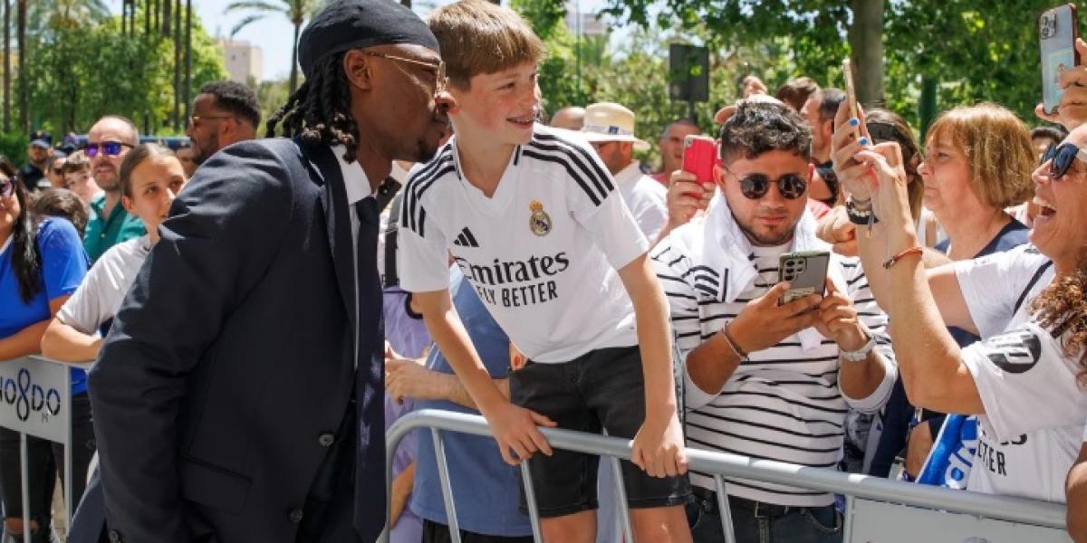 Carvajal, Militao y Camavinga se incorporan a la concentración del Real Madrid en Sevilla