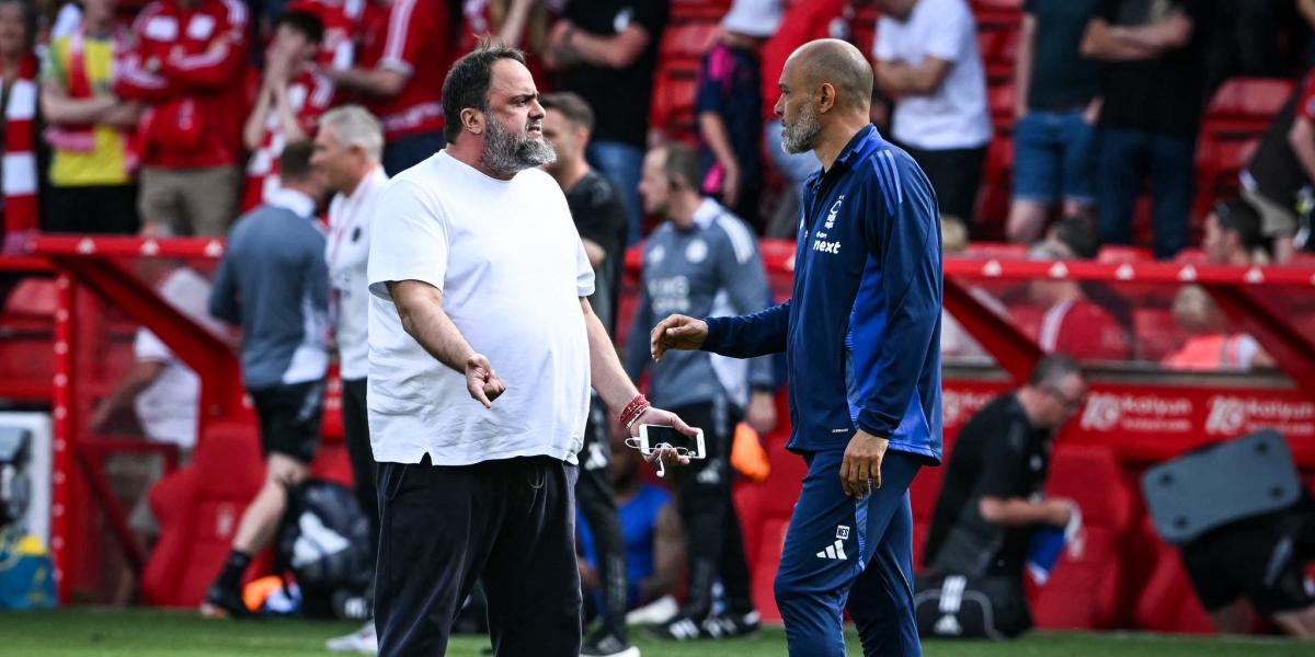 Insólito: el dueño del Nottingham Forest baja al campo para recriminarle el pinchazo a Nuno