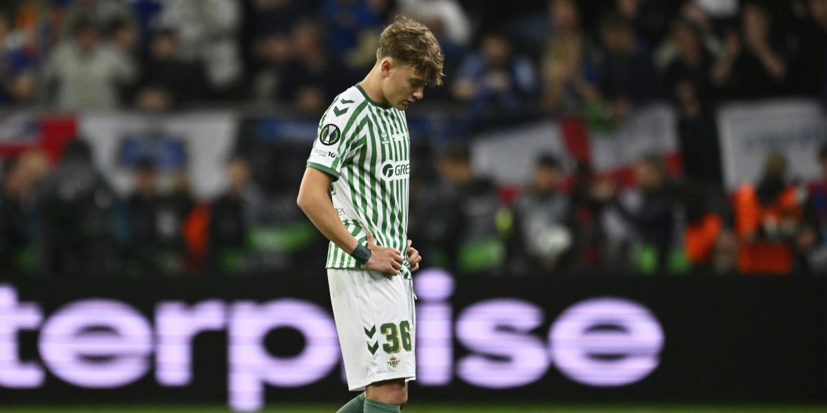 El Aston Villa negocia con el Betis por Jesús Rodríguez