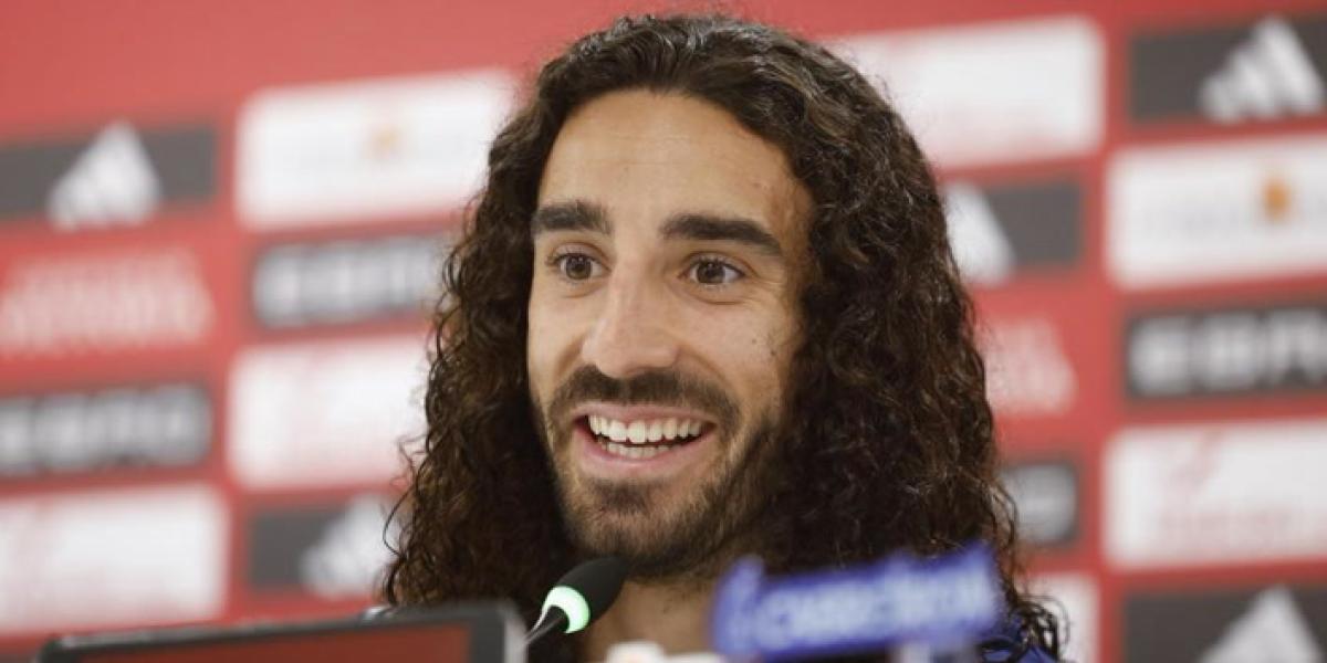 Cucurella: Lamine Yamal te hace disfrutar