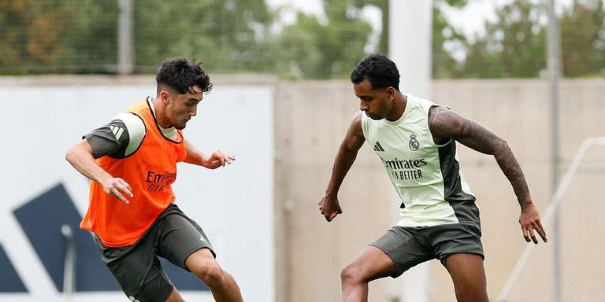 Los internacionales del Real Madrid, del césped del avión